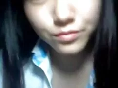 Thiếu niên với môi h ...